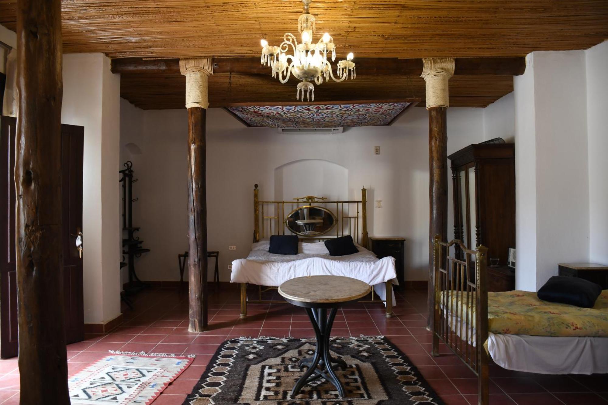 Tzila Bahariya Villa Bahariya Oasis Bagian luar foto